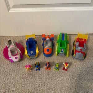 Paw Patrol Mighty Charged Up Vehicles*
